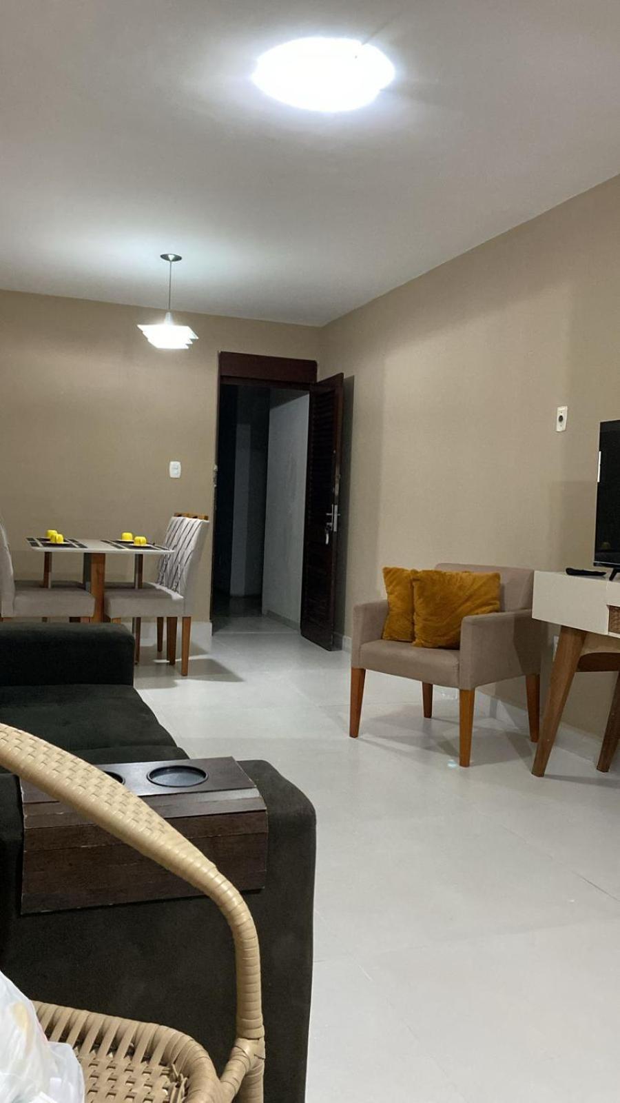 Em Manaira Apartment *